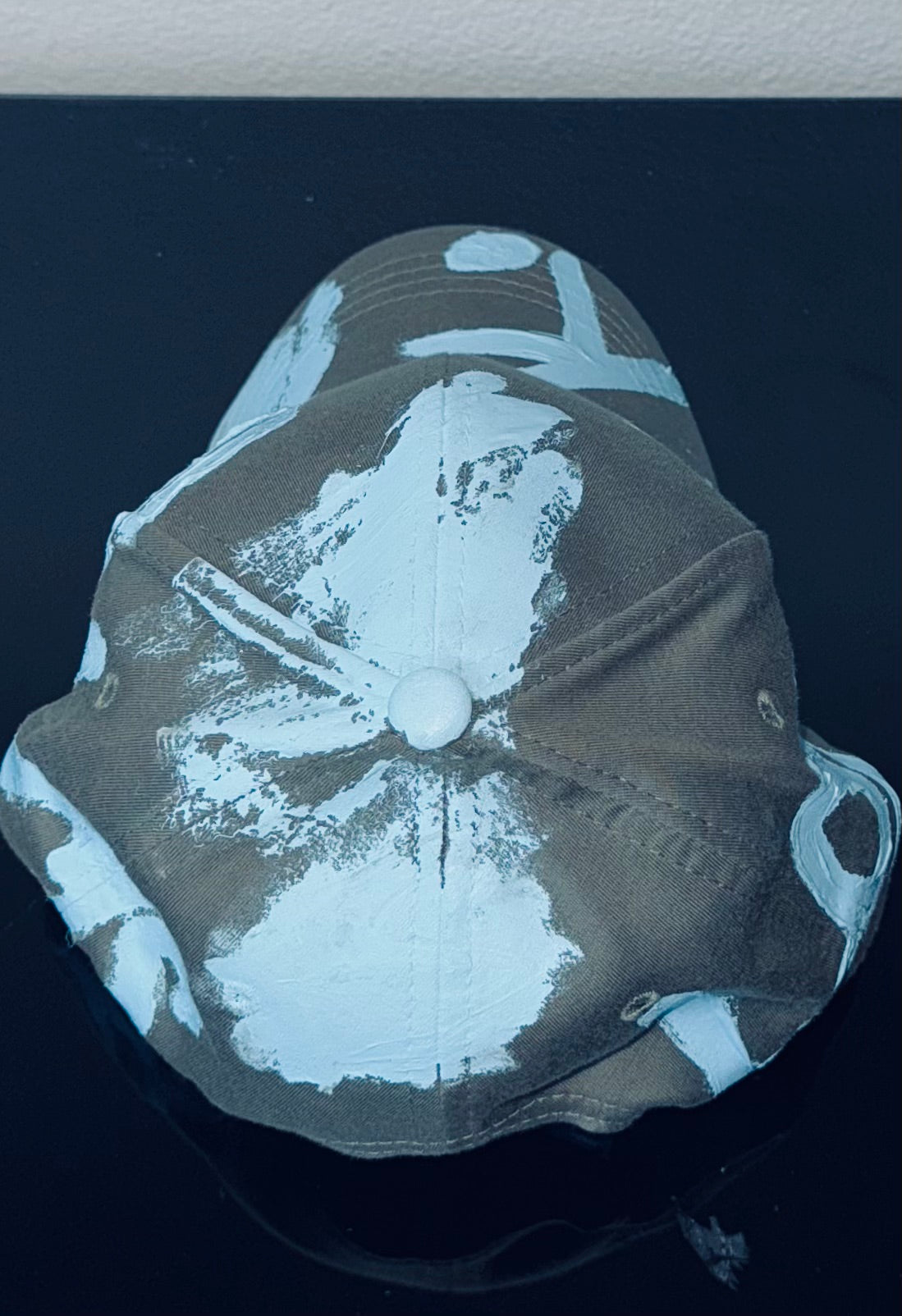 FUCKING IMPRESSED N°32 K. HAT