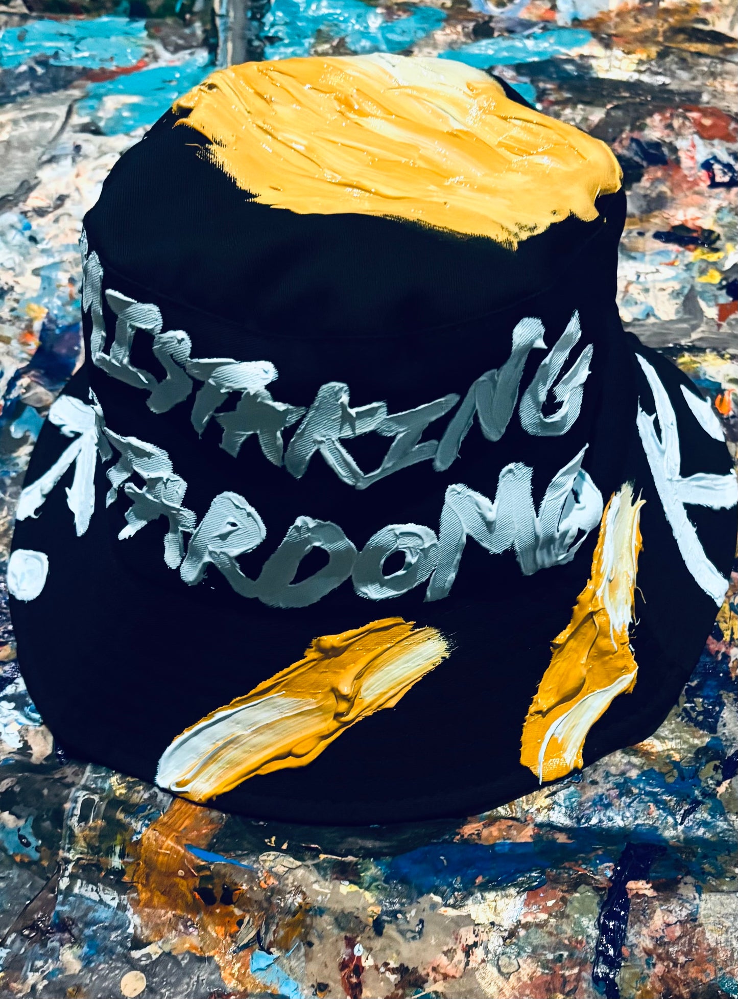 BRAGGER MOTION K. BUCKET HAT