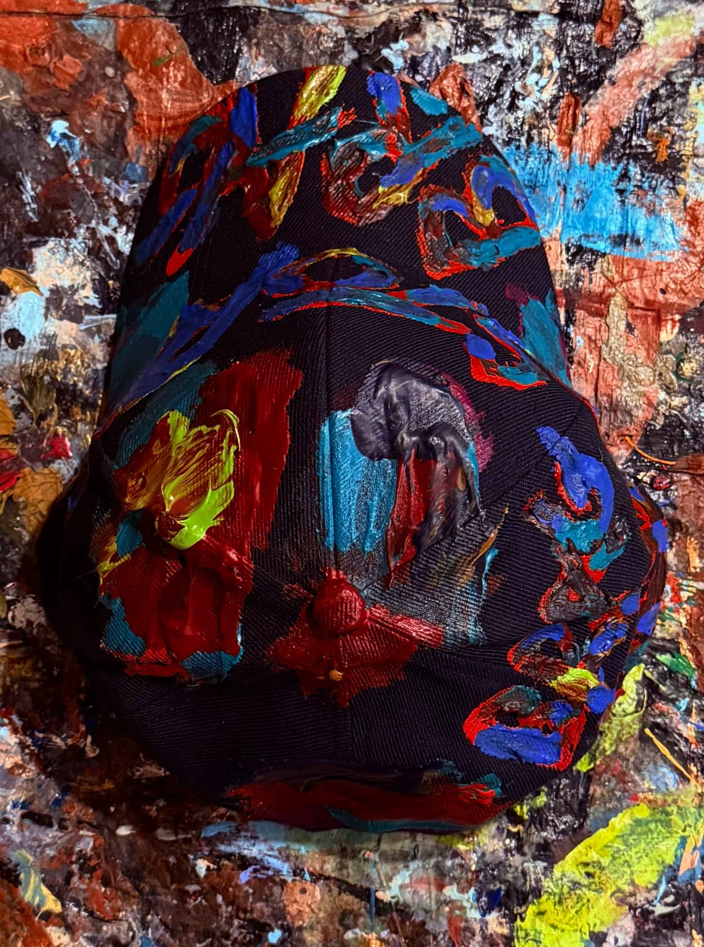 EVERY MOMENT NOTEWORTHY K. HAT