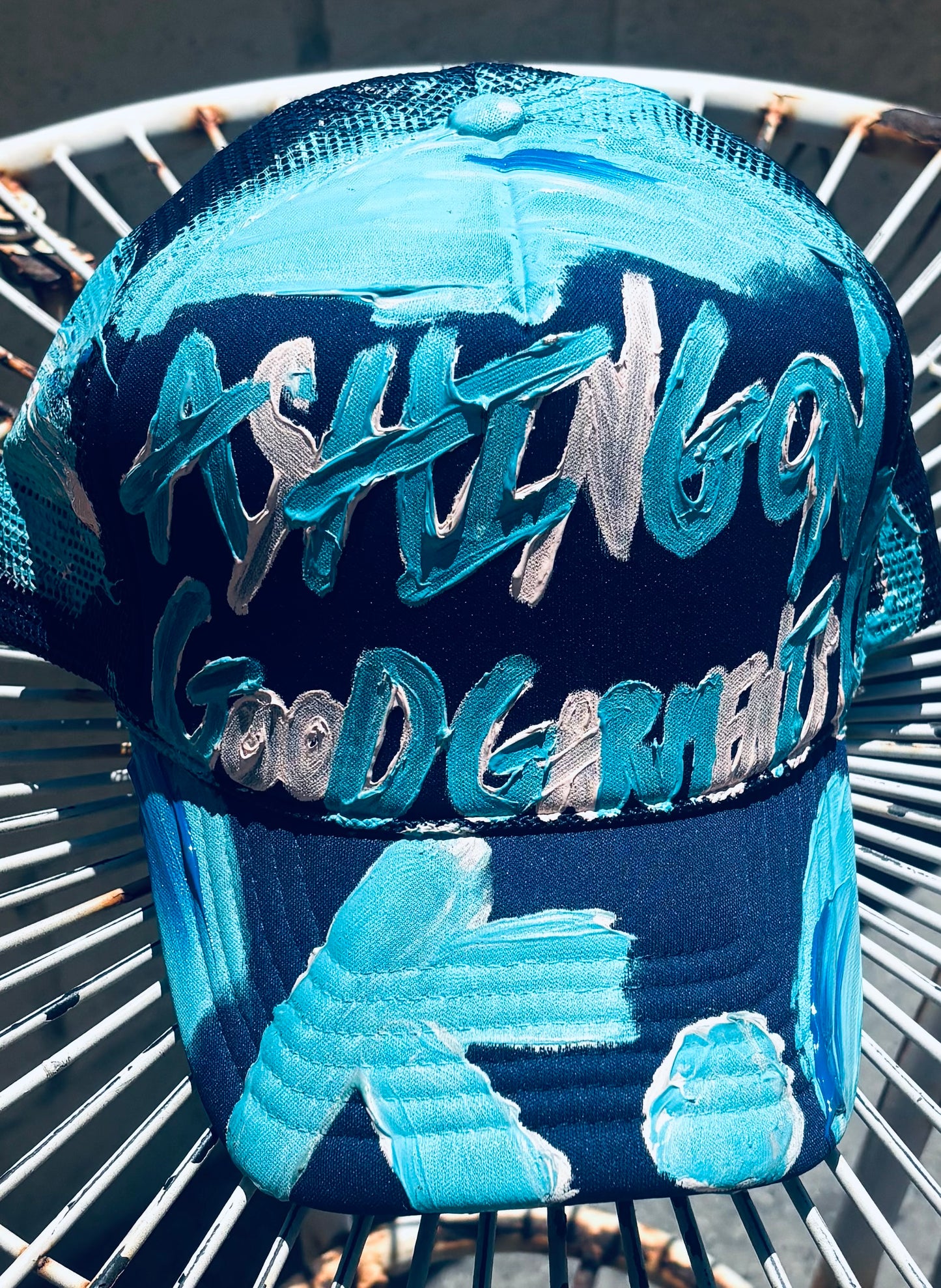 GREATNESS EASY TO SEE K. HAT