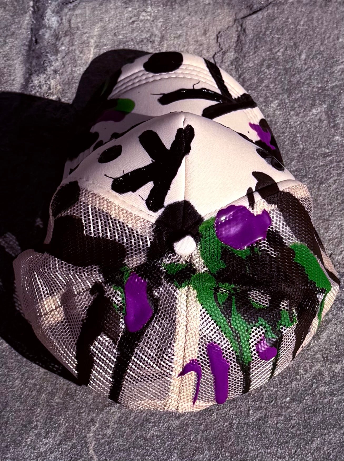 SIGNATURE REQUIRED K. HAT