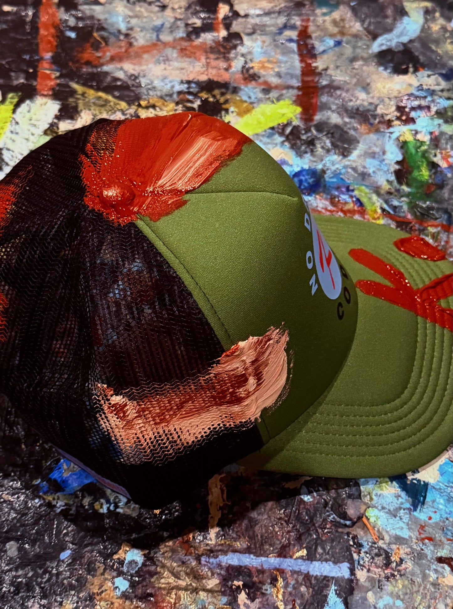 EXPECT VIBES BRAGGER K. HAT