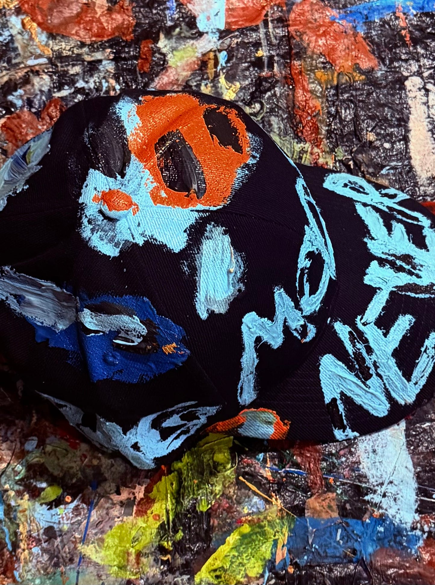 CONFIDENT EVERY MOMENT K. HAT