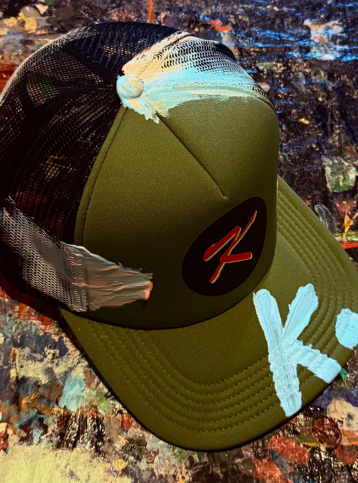 BASED ON BOASTS K. HAT