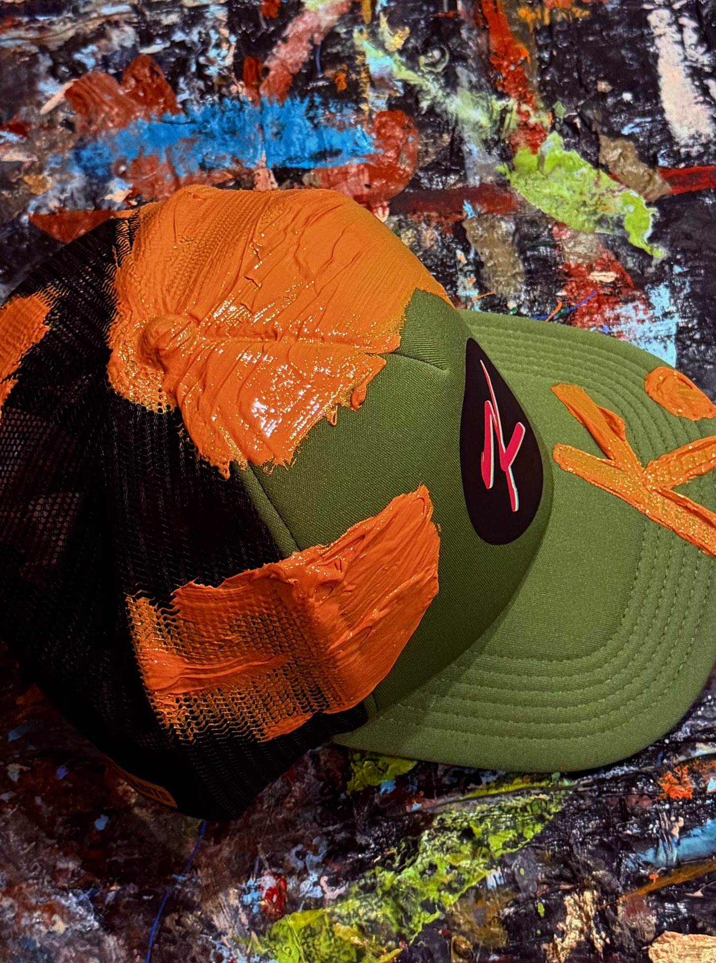 BRAGGER BY CHOICE K. HAT