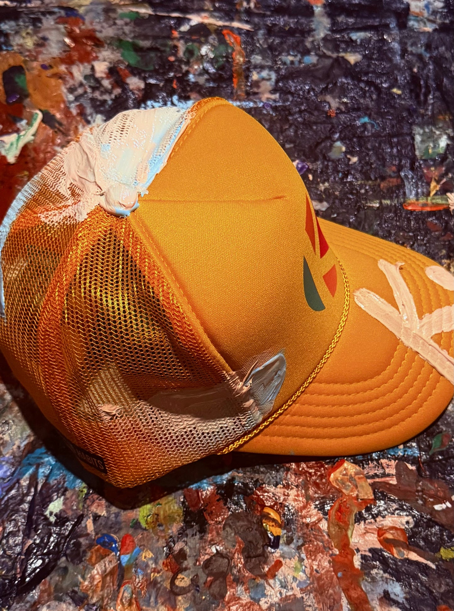 MOVIE SCENE MOTION K. HAT