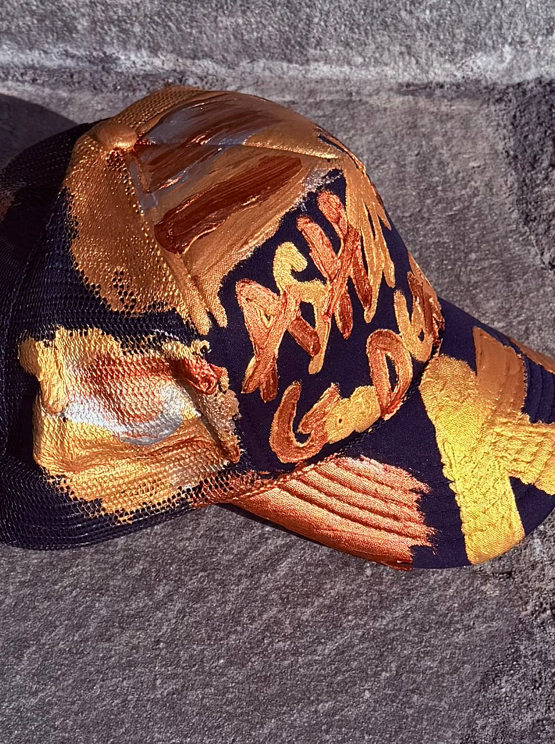 SEEMS EFFORTLESS K. HAT