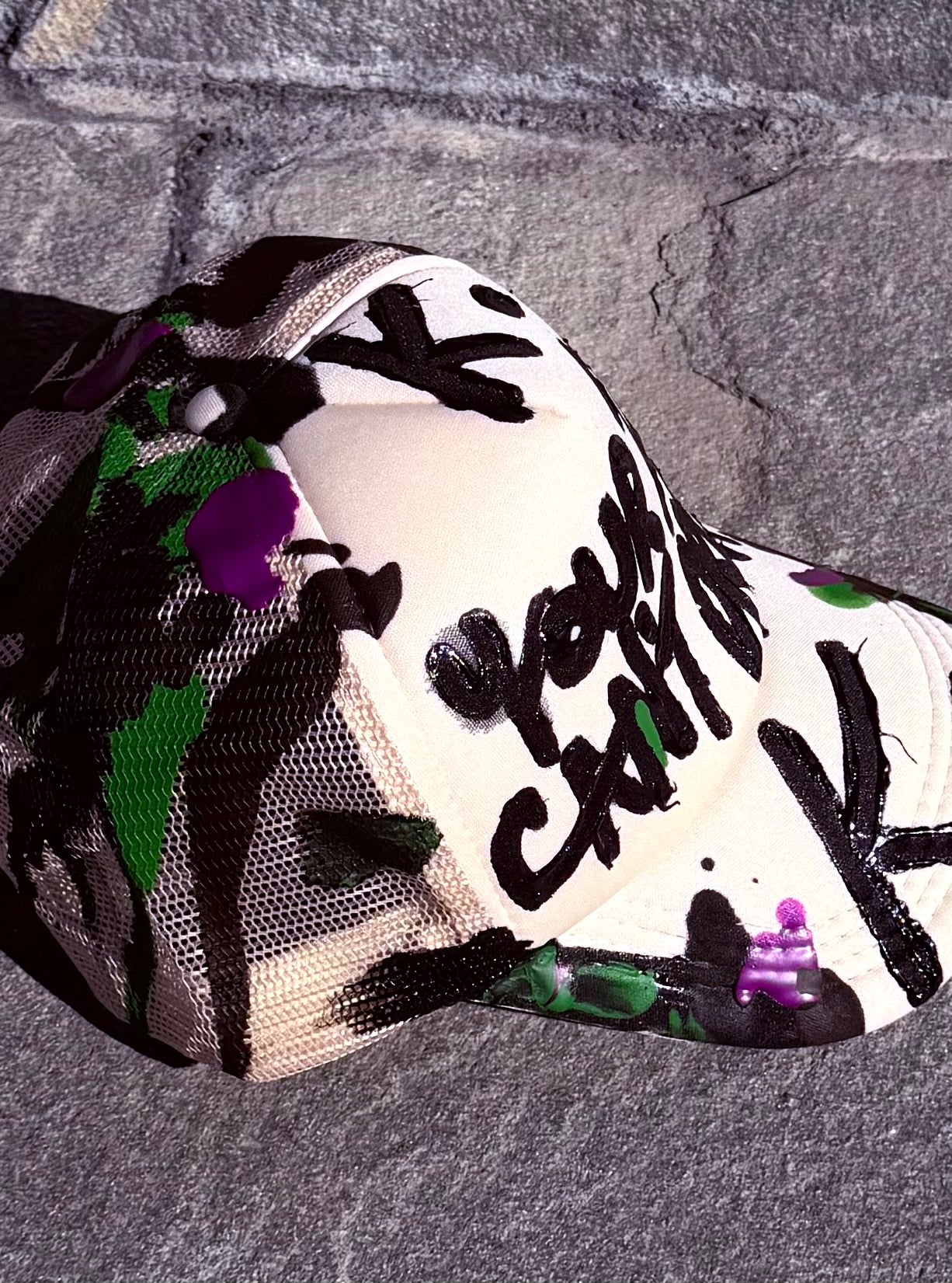 SIGNATURE REQUIRED K. HAT